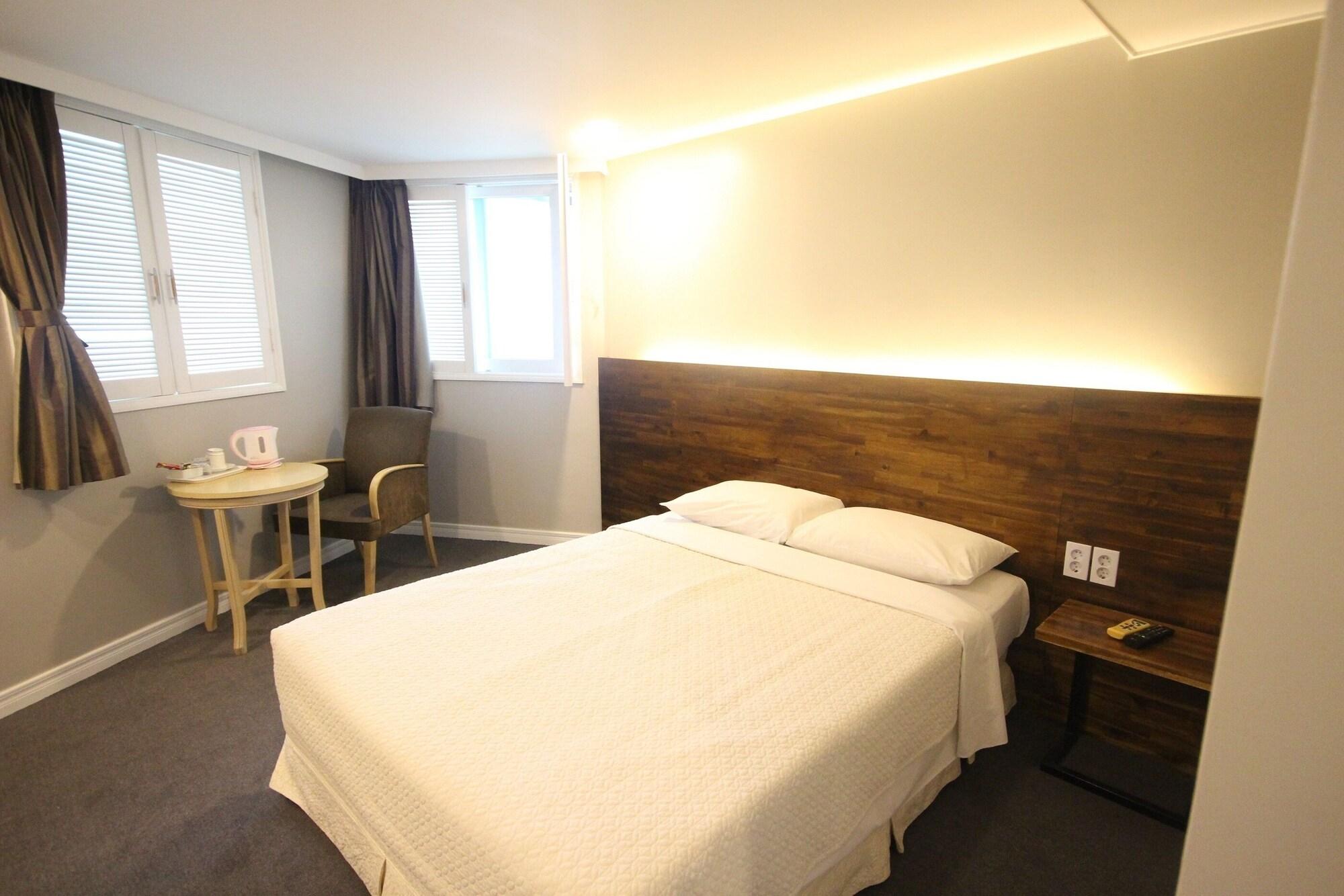 Hotel Ocean View Ilsan Ni Esterno foto